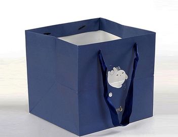 Superficie blu opaca rigida di rifinitura dei contenitori di regalo del cartone della chiusura magnetica